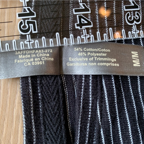 Short sleeve striped top - Picture 9 of 12